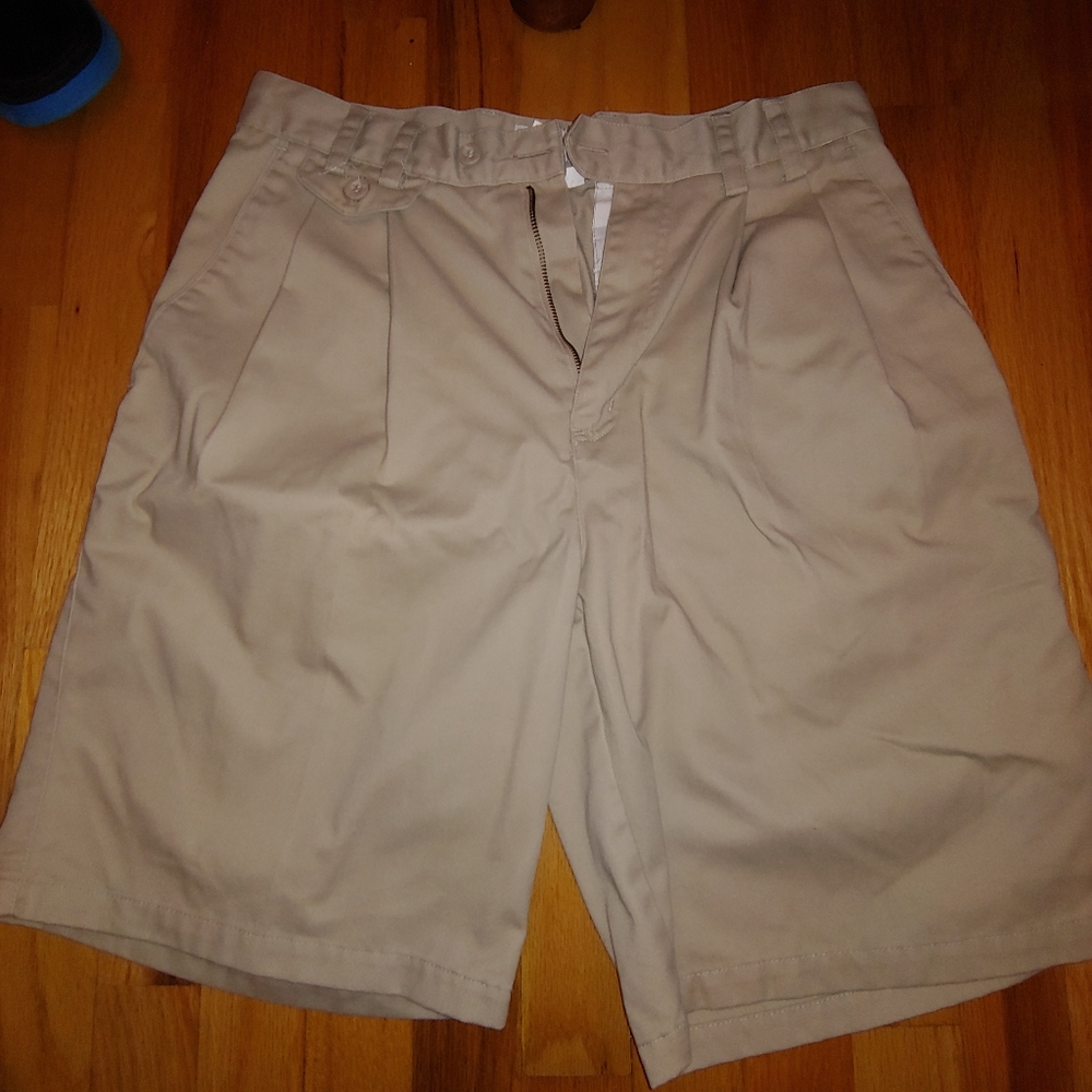 Men's vintage pleated shorts